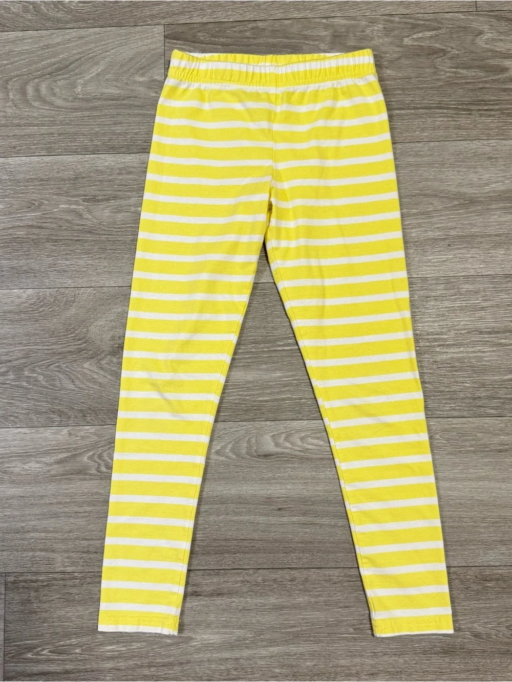 Carter's Girl Sz 8 2pc Set Yellow Short Sleeve Top And Leggings Heart Peace